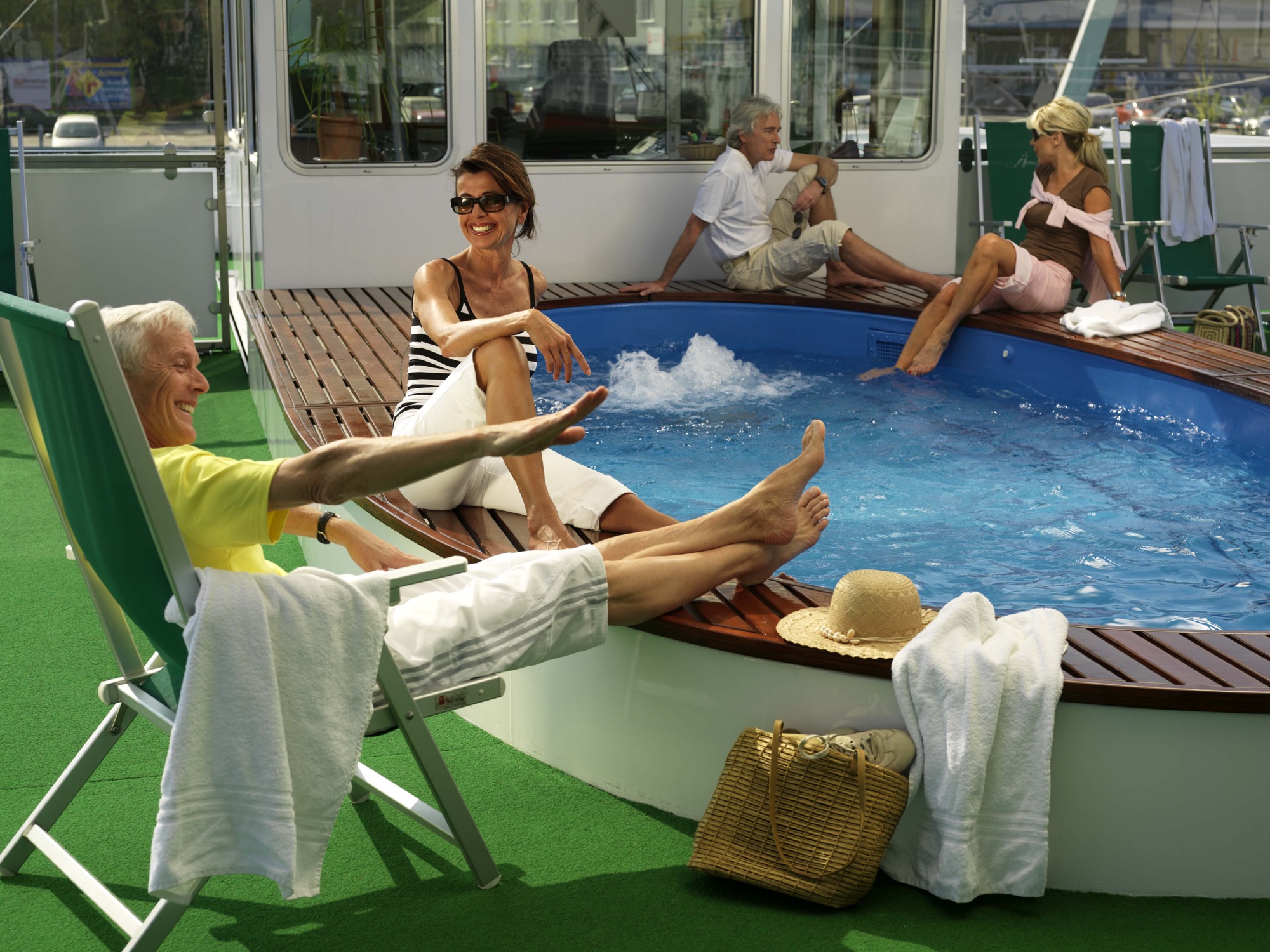 16 AMADEUS Rhapsody Sun Deck.jpg